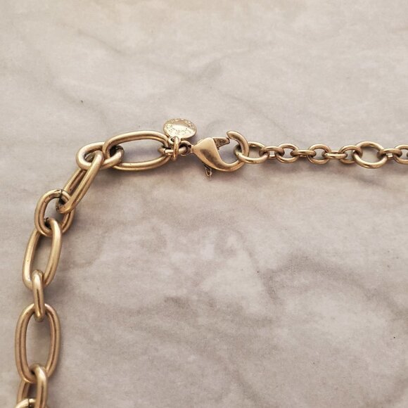 ✨ J.Crew Classic Rhinestones Pave Crystal Medallion Statement Necklace ✨ - Picture 3 of 16